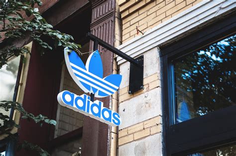 stores that carry adidas originals.